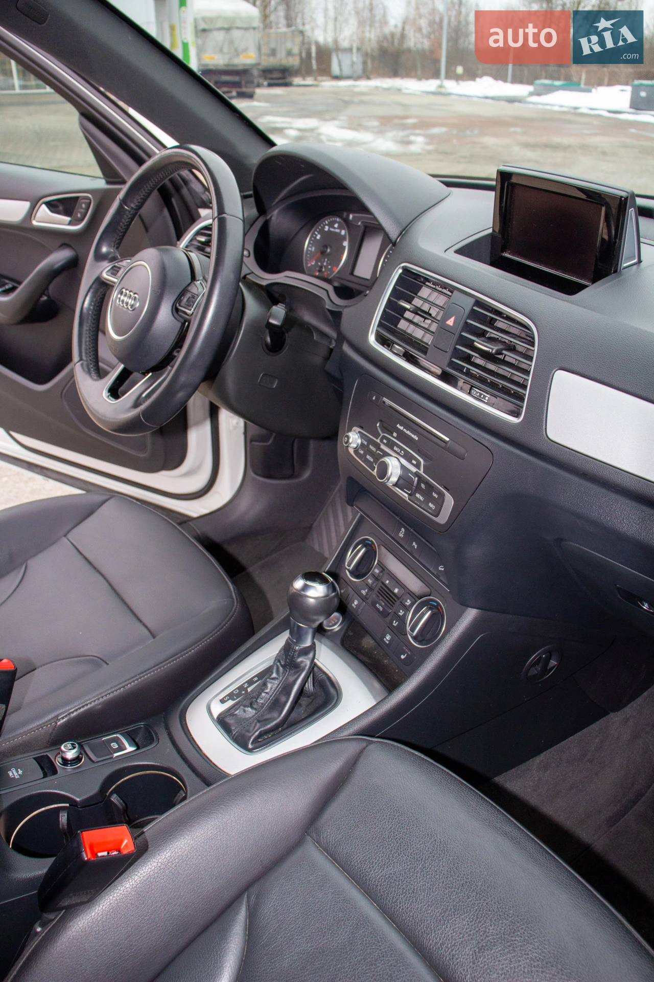 2016 Audi Q3 - мініатюра 13