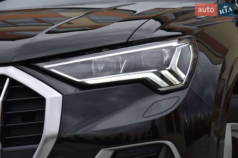 Внедорожник / Кроссовер Audi Q3 2020 в Львове
