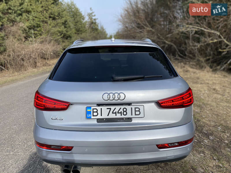 Внедорожник / Кроссовер Audi Q3 2017 в Полтаве