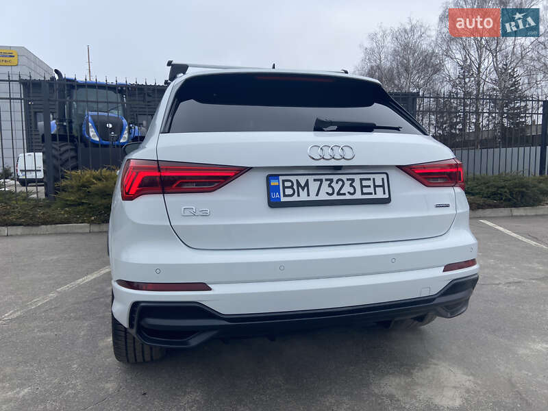 Внедорожник / Кроссовер Audi Q3 2020 в Сумах