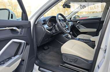 Позашляховик / Кросовер Audi Q3 2020 в Києві