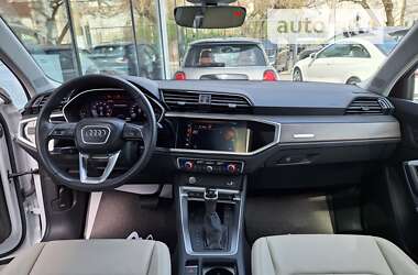Позашляховик / Кросовер Audi Q3 2019 в Одесі