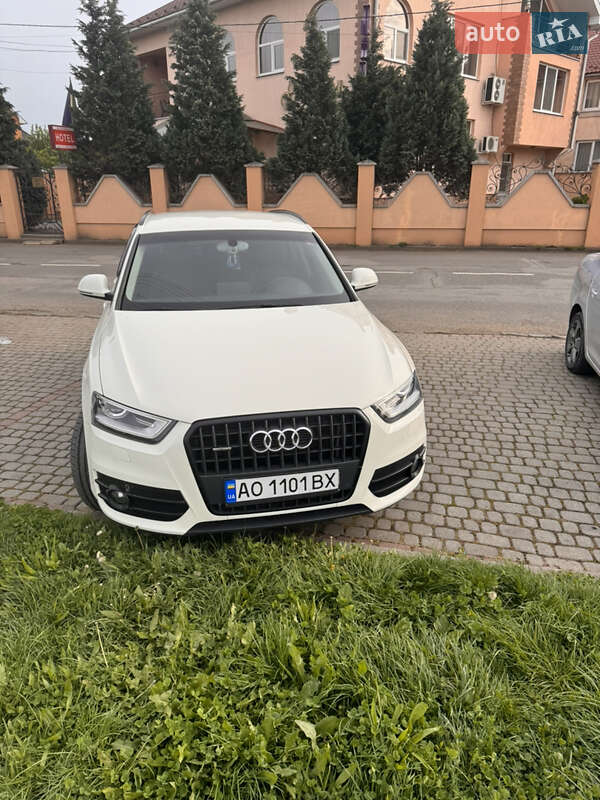 Audi Q3 2012