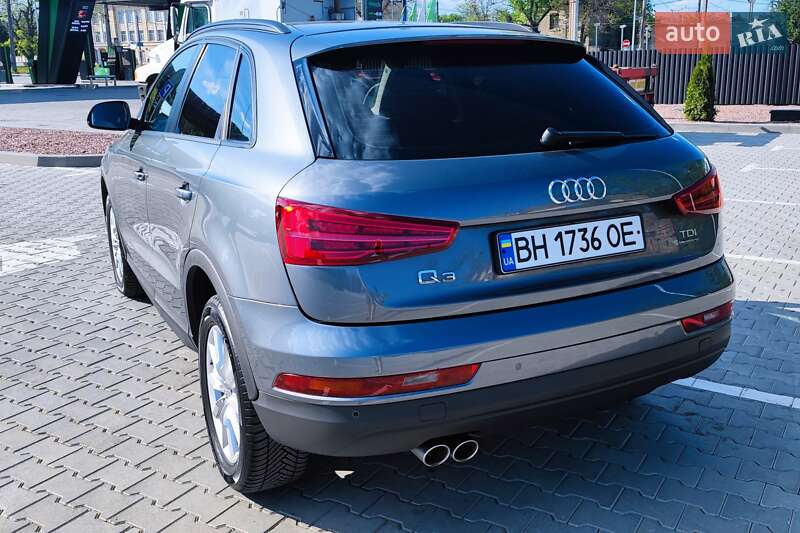 Внедорожник / Кроссовер Audi Q3 2015 в Одессе