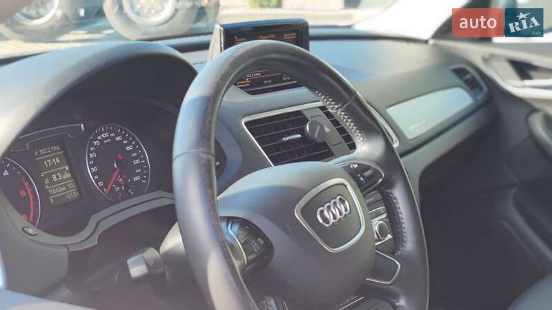 Внедорожник / Кроссовер Audi Q3 2015 в Одессе