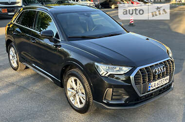 Внедорожник / Кроссовер Audi Q3 2022 в Киеве