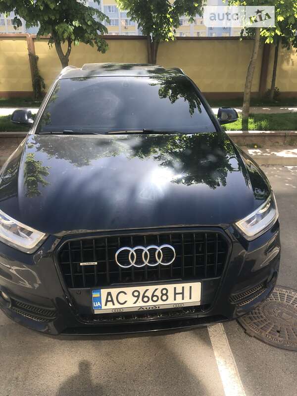 Позашляховик / Кросовер Audi Q3 2014 в Києві