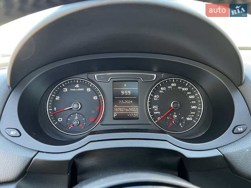 Внедорожник / Кроссовер Audi Q3 2016 в Одессе