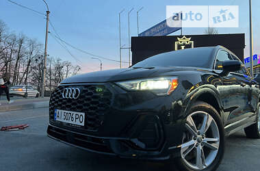 Внедорожник / Кроссовер Audi Q3 2020 в Буче