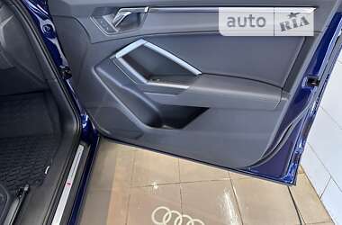 Внедорожник / Кроссовер Audi Q3 2021 в Днепре