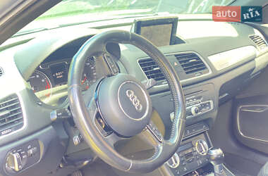 Внедорожник / Кроссовер Audi Q3 2015 в 