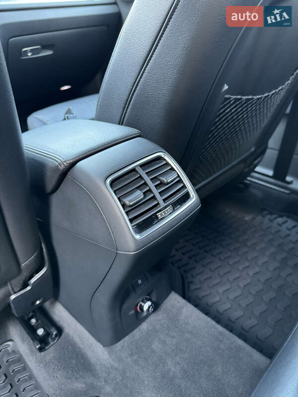 Внедорожник / Кроссовер Audi Q3 2018 в Коломые фото 17 Внедорожник / Кроссовер Audi Q3 2018 в Коломые