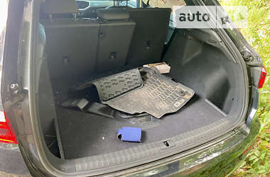 Позашляховик / Кросовер Audi Q3 2021 в 