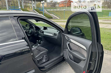 Внедорожник / Кроссовер Audi Q3 2012 в 