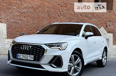 Позашляховик / Кросовер Audi Q3 2021 в Львові