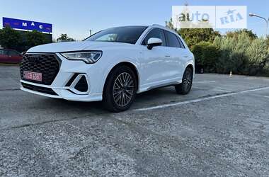 Позашляховик / Кросовер Audi Q3 2023 в Львові