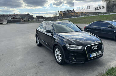 Внедорожник / Кроссовер Audi Q3 2012 в 