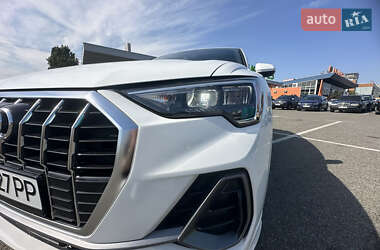 Внедорожник / Кроссовер Audi Q3 2021 в 