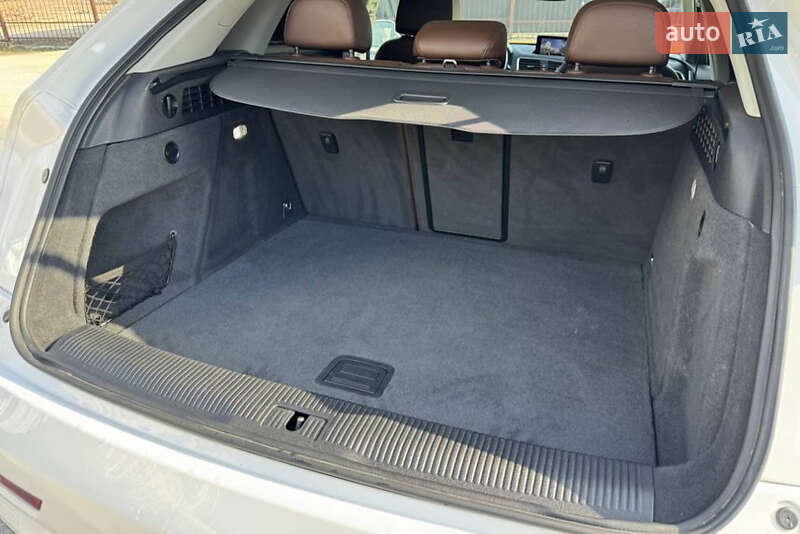 Внедорожник / Кроссовер Audi Q3 2015 в Ивано-Франковске