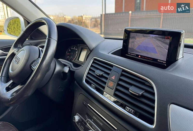 Внедорожник / Кроссовер Audi Q3 2015 в Ивано-Франковске