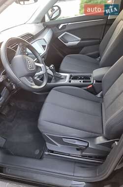 Внедорожник / Кроссовер Audi Q3 2020 в Львове