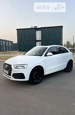 Внедорожник / Кроссовер Audi Q3 2015 в Чернигове