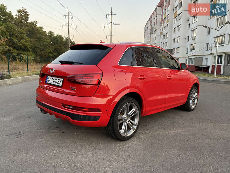 Позашляховик / Кросовер Audi Q3 2015 в Харкові