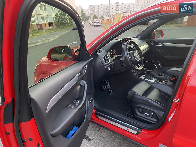 Позашляховик / Кросовер Audi Q3 2015 в Харкові