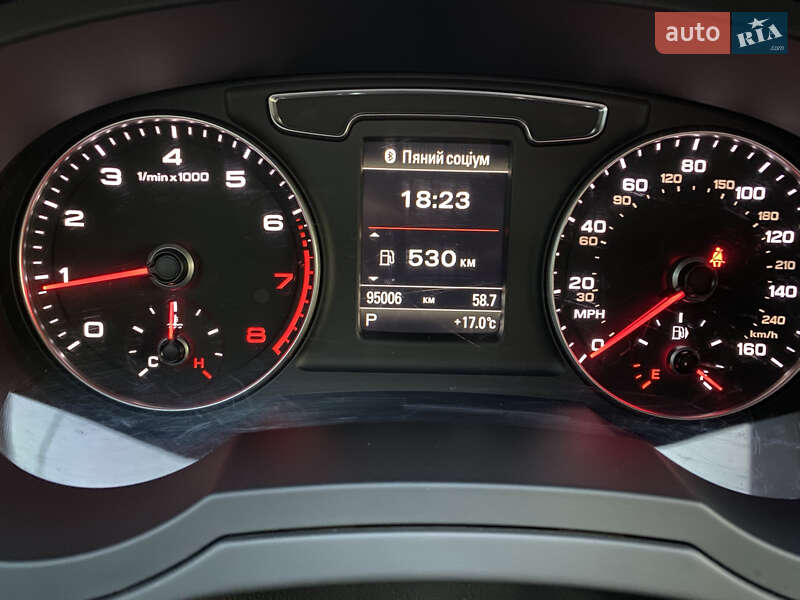 Позашляховик / Кросовер Audi Q3 2015 в Харкові