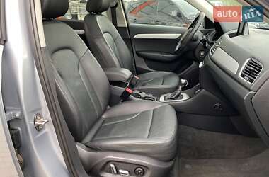 Внедорожник / Кроссовер Audi Q3 2017 в 