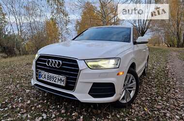 Позашляховик / Кросовер Audi Q3 2017 в Києві