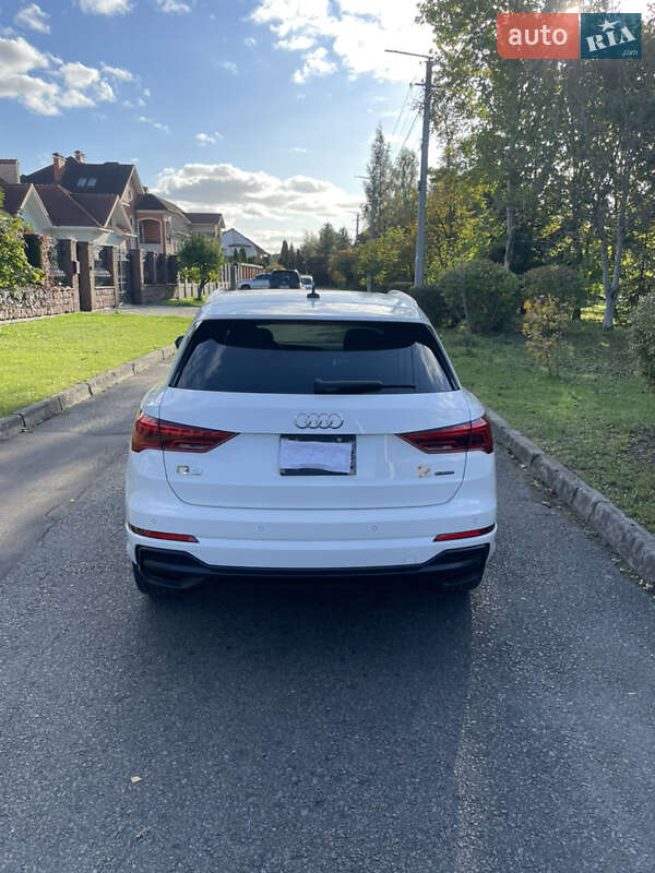 Внедорожник / Кроссовер Audi Q3 2021 в Ровно фото 11 Внедорожник / Кроссовер Audi Q3 2021 в Ровно