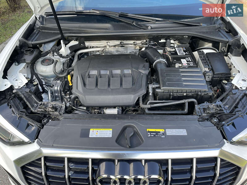 Внедорожник / Кроссовер Audi Q3 2021 в Ровно фото 25 Внедорожник / Кроссовер Audi Q3 2021 в Ровно