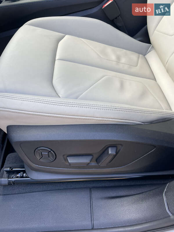 Внедорожник / Кроссовер Audi Q3 2021 в Ровно фото 36 Внедорожник / Кроссовер Audi Q3 2021 в Ровно