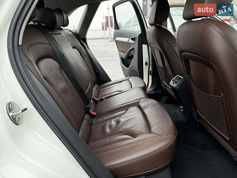 Внедорожник / Кроссовер Audi Q3 2013 в Киеве