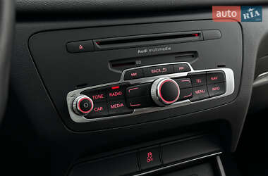 Внедорожник / Кроссовер Audi Q3 2013 в 