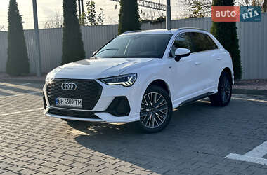 Позашляховик / Кросовер Audi Q3 2021 в Одесі