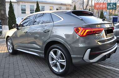 Внедорожник / Кроссовер Audi Q3 2020 в 