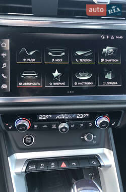Внедорожник / Кроссовер Audi Q3 2023 в 