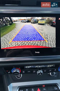 Внедорожник / Кроссовер Audi Q3 2023 в 