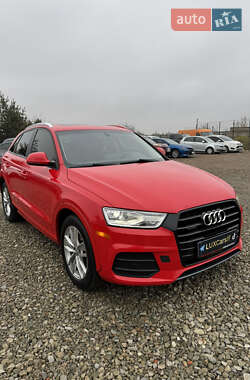 Внедорожник / Кроссовер Audi Q3 2017 в 