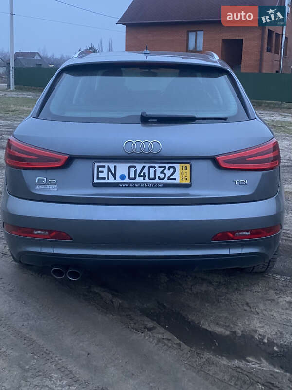 Позашляховик / Кросовер Audi Q3 2014 в Зарічному