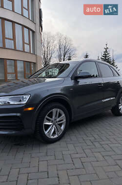 Внедорожник / Кроссовер Audi Q3 2017 в 