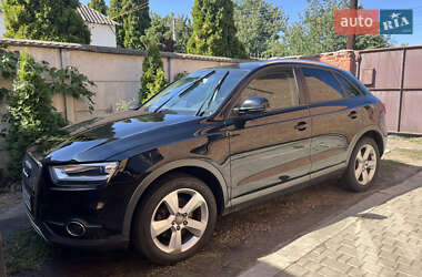 Позашляховик / Кросовер Audi Q3 2012 в Харкові