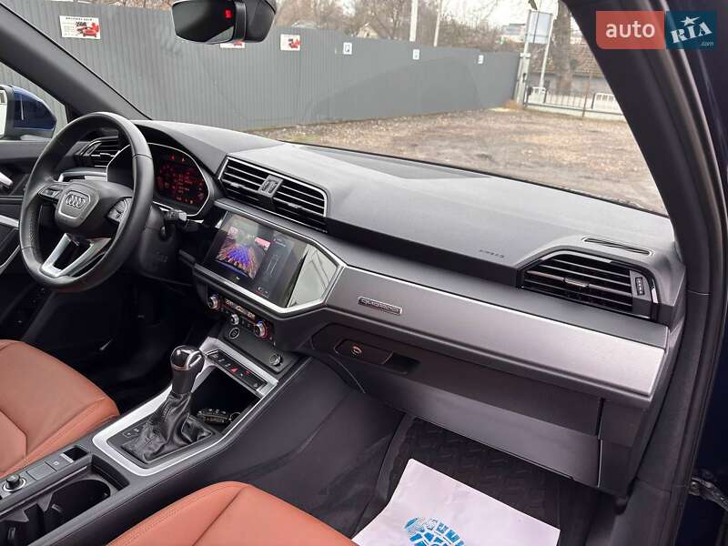 Внедорожник / Кроссовер Audi Q3 2022 в Львове фото 24 Внедорожник / Кроссовер Audi Q3 2022 в Львове