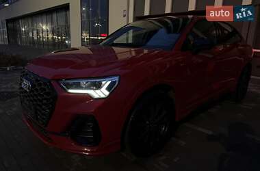 Позашляховик / Кросовер Audi Q3 2022 в Києві