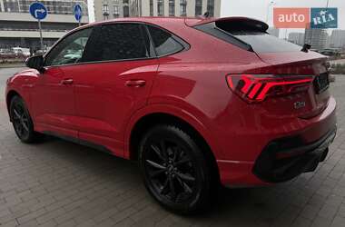 Позашляховик / Кросовер Audi Q3 2022 в Києві