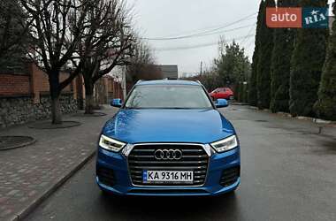 Позашляховик / Кросовер Audi Q3 2015 в 