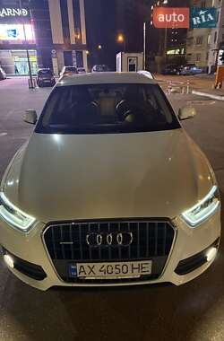 Внедорожник / Кроссовер Audi Q3 2012 в Харькове