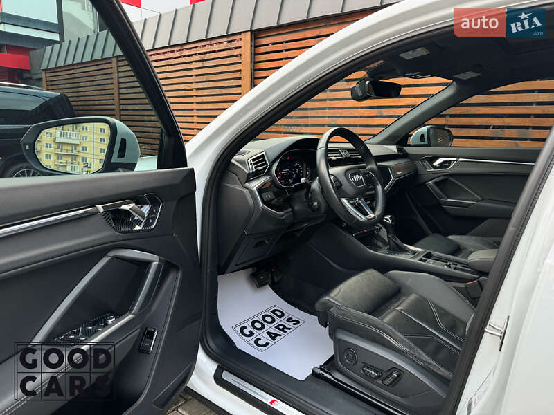 Позашляховик / Кросовер Audi Q3 2021 в Одесі